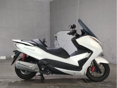 Honda FORZA SI 2016