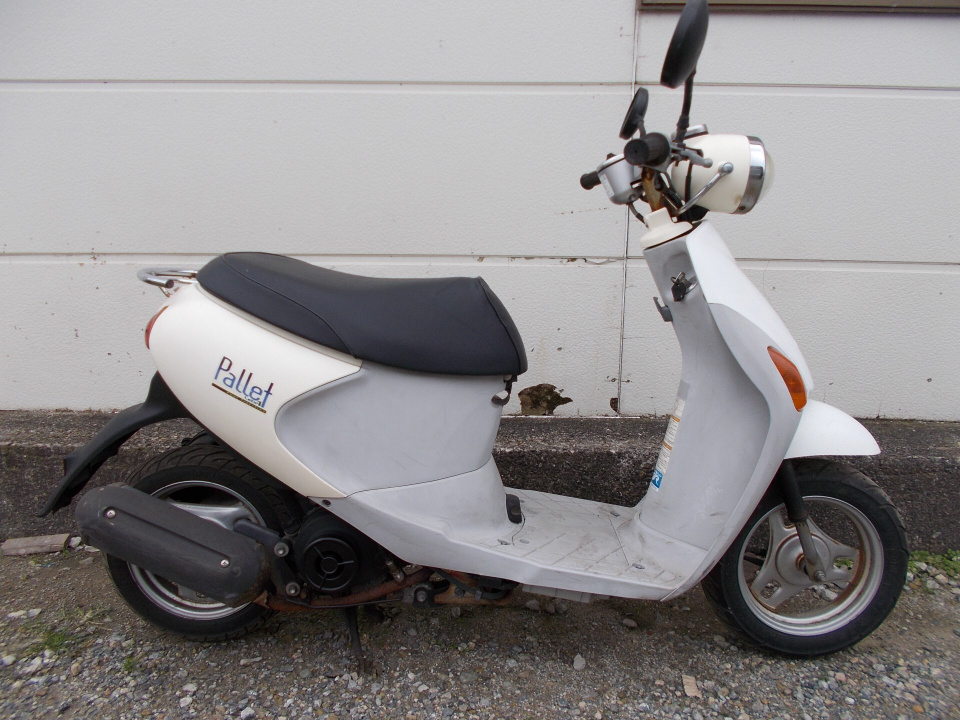 Suzuki LETS4