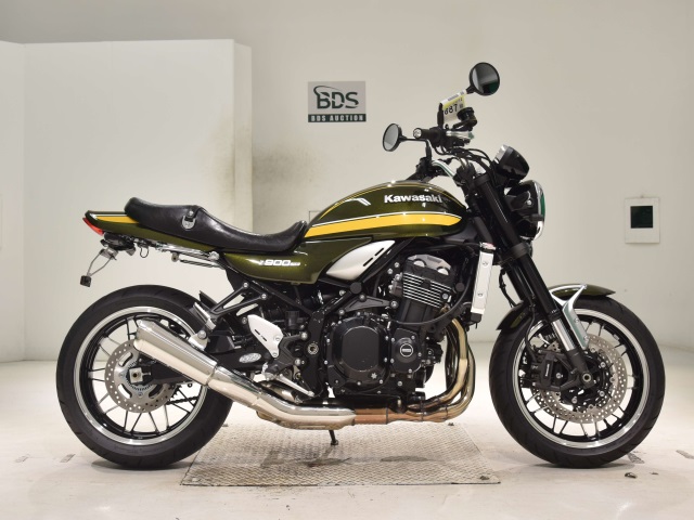 Kawasaki Z900RS 2024