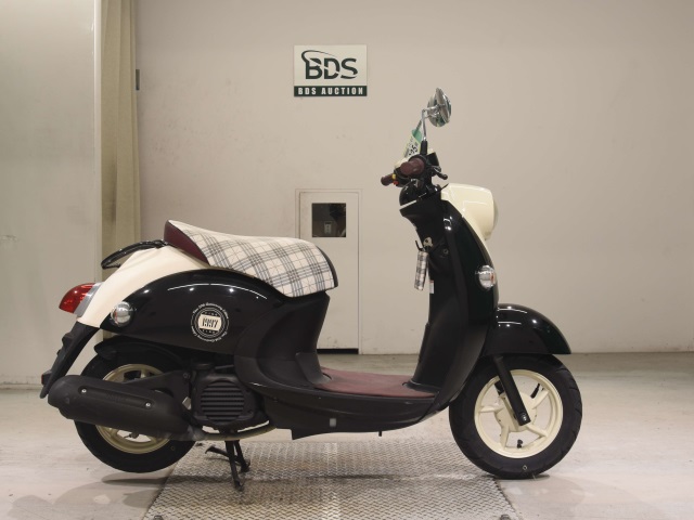 Yamaha VINO50 2017