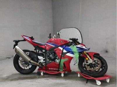 Honda CBR1000RR SP 2024