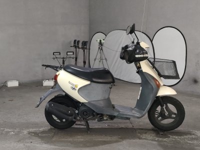 Suzuki LETS4