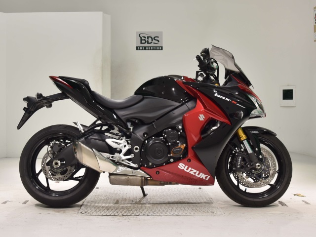 Suzuki GSX-S1000F 2019