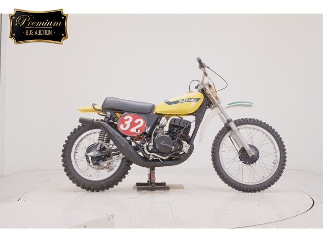 Suzuki TM250