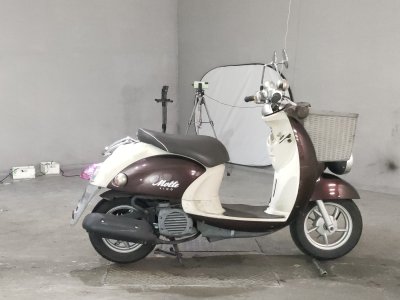 Yamaha VINO MORPHE 2011