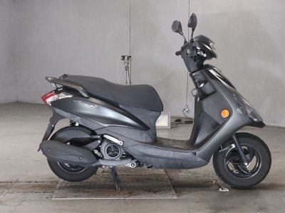 Yamaha AXIS Z