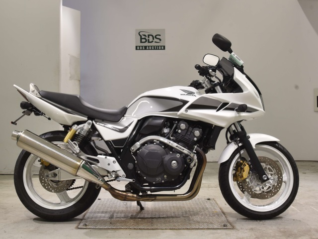 Honda CB400SFV BOLDOR 2013