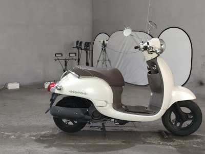 Honda GIORNO 2011