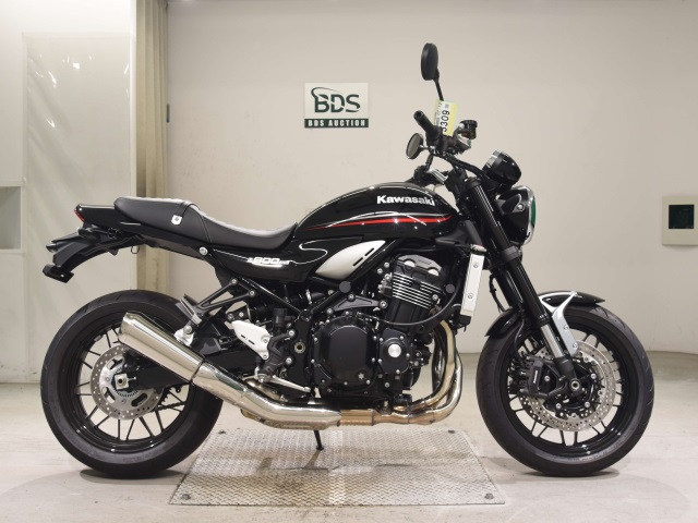 Kawasaki Z900RS 2024
