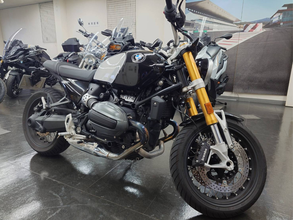 BMW R12 NINE T 2024