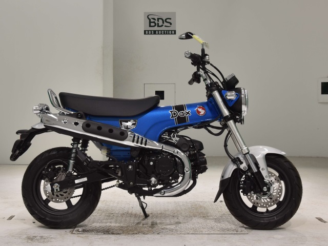 Honda DAX125 2022