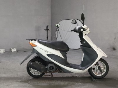 Suzuki ADDRESS V50