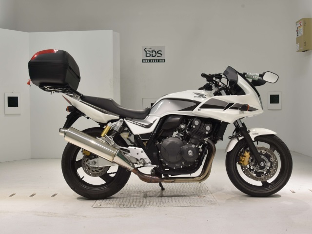 Honda CB400SFVA BOLDOR 2011