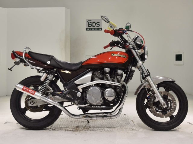 Kawasaki ZEPHYR400 2010
