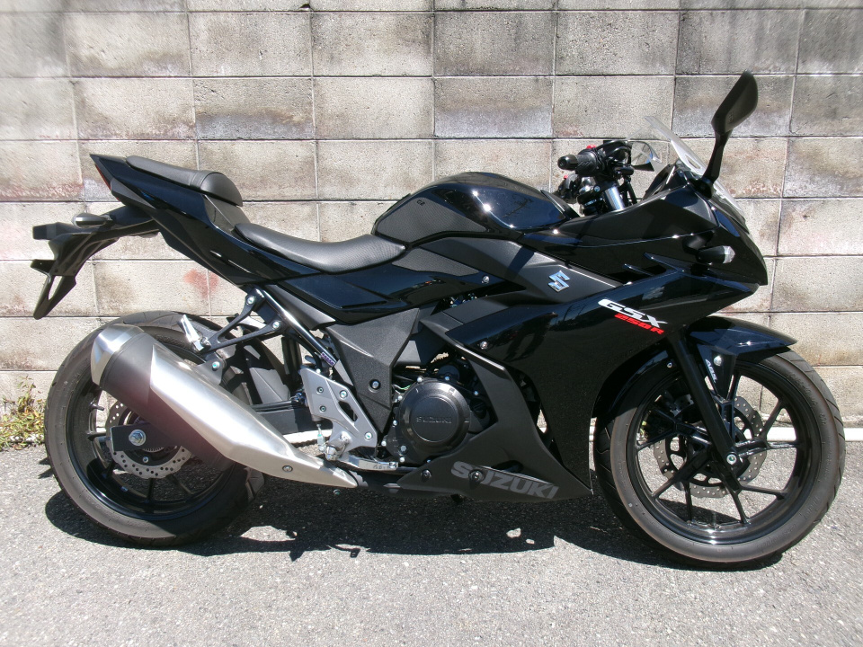 Suzuki GSX250R