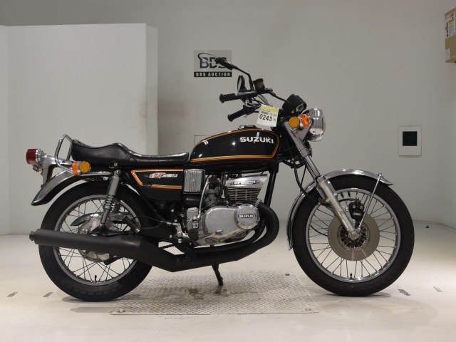 Suzuki GT380 2021