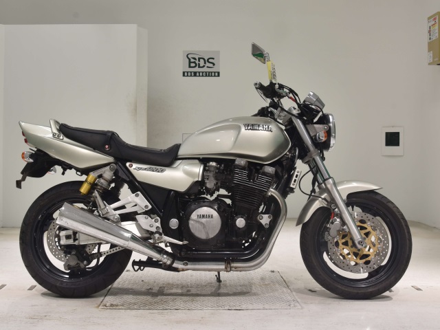 Yamaha XJR1200 1995