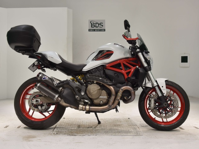 Ducati MONSTER 821 2016