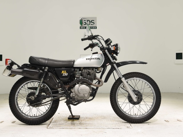 Honda XL230 2002