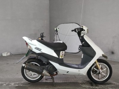 Suzuki SEPIA ZZ