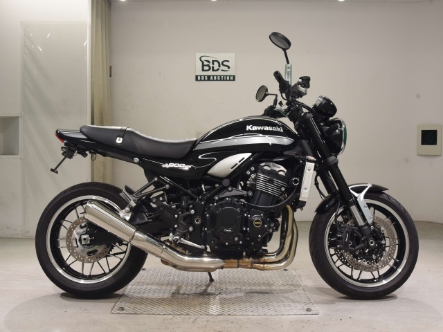 Kawasaki Z900RS 2021