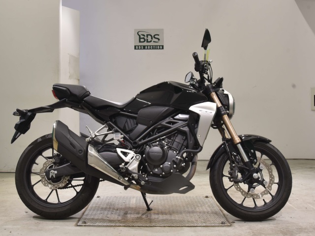 Honda CB250RA 2019