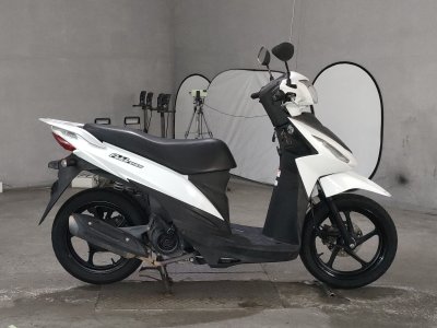 Suzuki ADDRESS V110