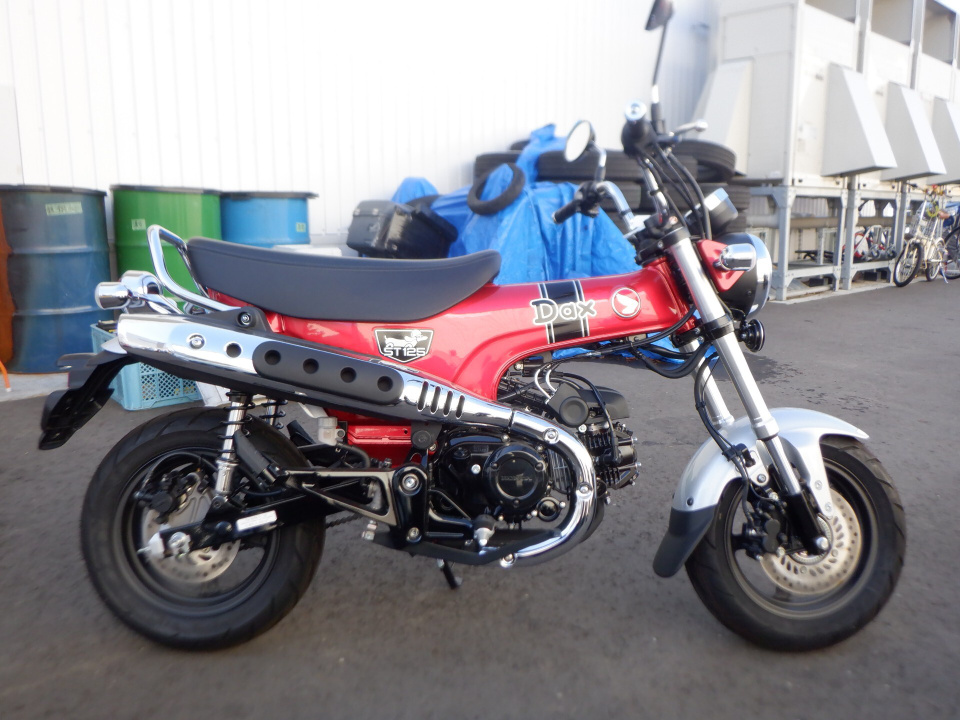 Honda DAX125 2022