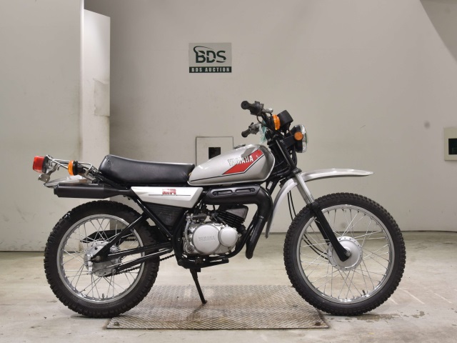 Yamaha MR50