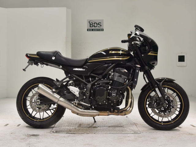 Kawasaki Z900RS CAFE 2023