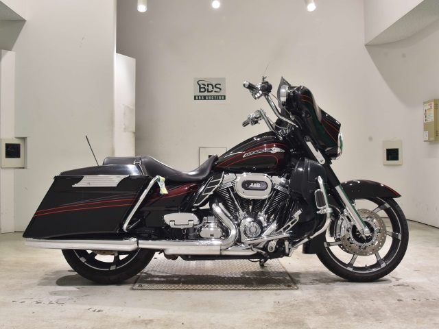 HD STREET GLIDE FLHXSE1800 2011