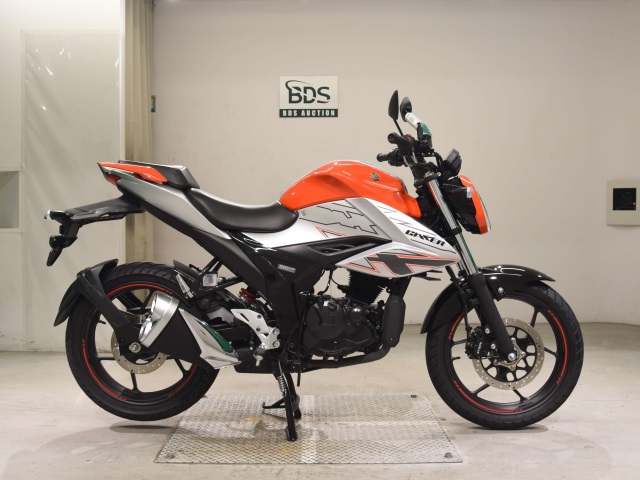 Suzuki GIXXER150