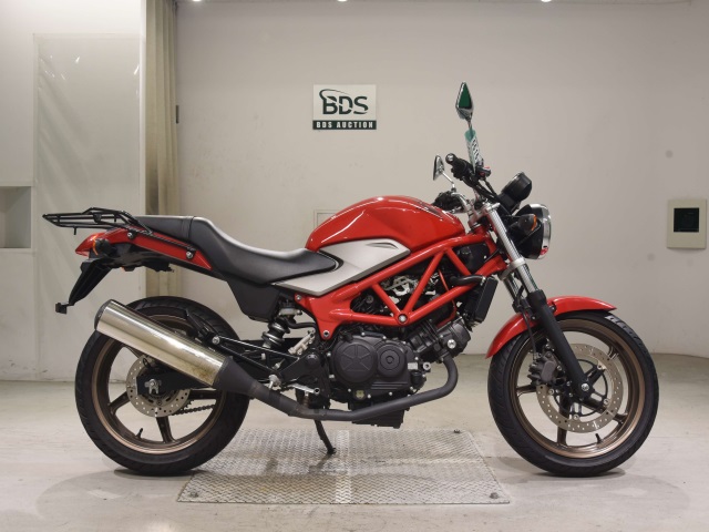 Honda VTR250 2015