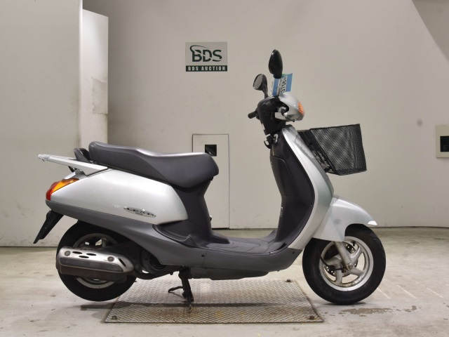 Honda LEAD100 2001