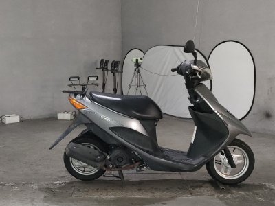 Suzuki ADDRESS V50