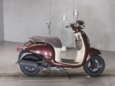 Honda GIORNO 2011