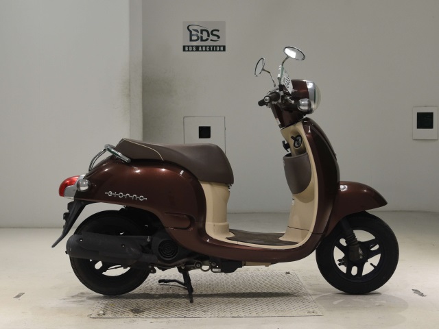 Honda GIORNO 2011