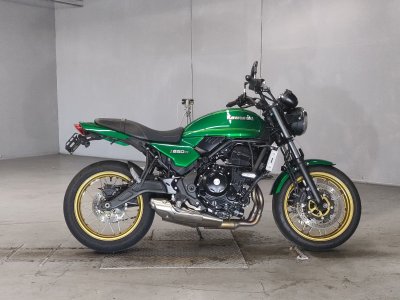 Kawasaki Z650RS 2023