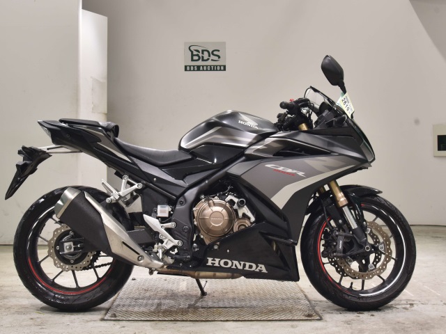 Honda CBR400R 2022