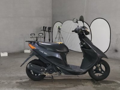 Suzuki ADDRESS V50