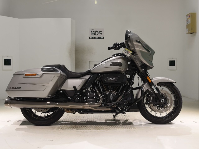HD STREET GLIDE FLHXSE1920 CVO 2023