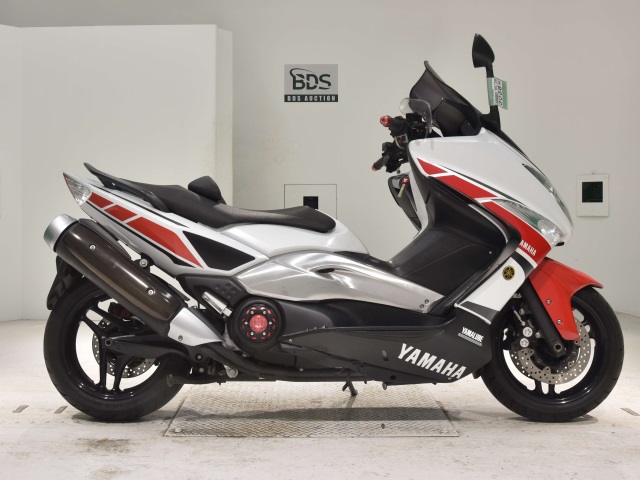 Yamaha T-MAX-5 2012