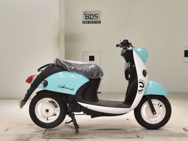 Yamaha E-VINO 2023
