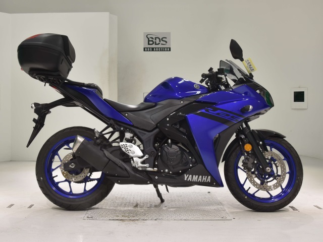 Yamaha YZF-R25 2018