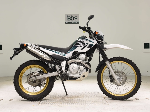Yamaha SEROW XT250 2017