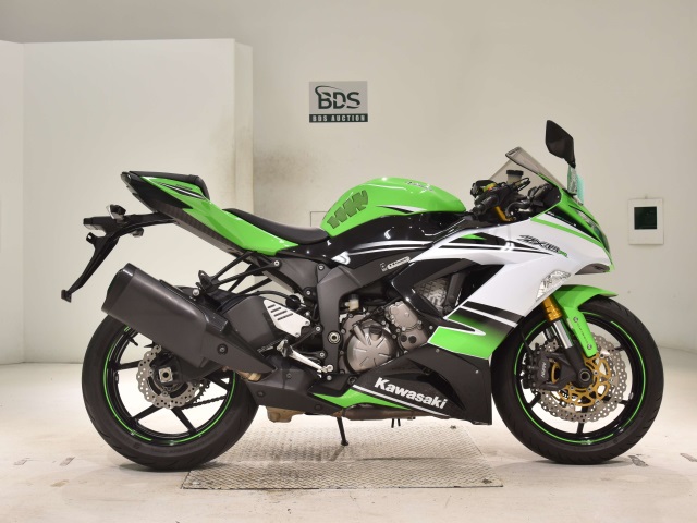 Kawasaki NINJA ZX-6RA 2015