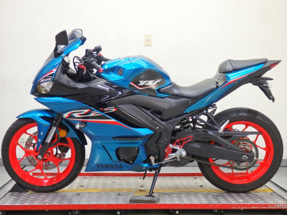Yamaha YZF-R25A 2021
