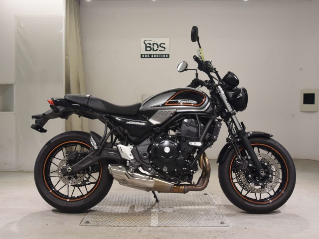 Kawasaki Z650RS 2022