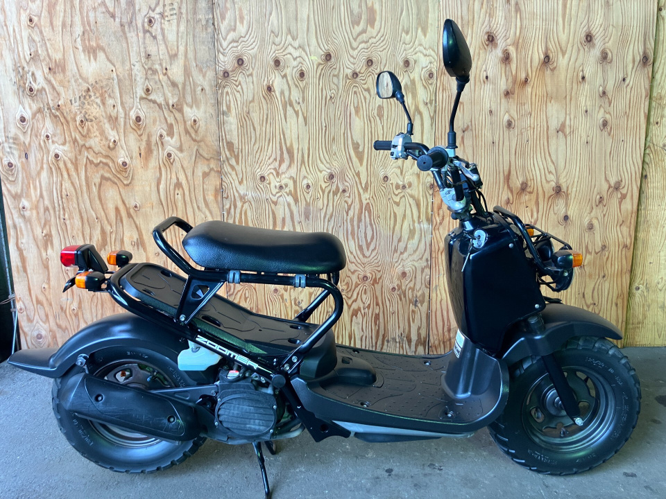 Honda ZOOMER 2011