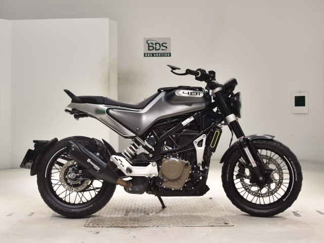 Husqvarna SVARTPILEN 401 2022